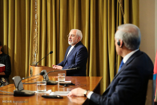 Iran, Chile joint economic session (4)